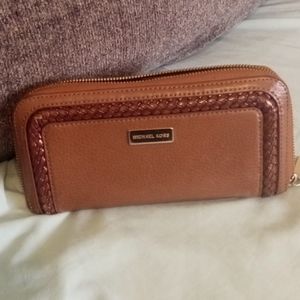 MK Full Zip Leather Wallet, Brown